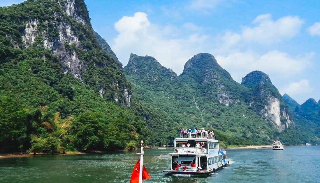 8 Days Guangxi Tour With Detian Waterfall