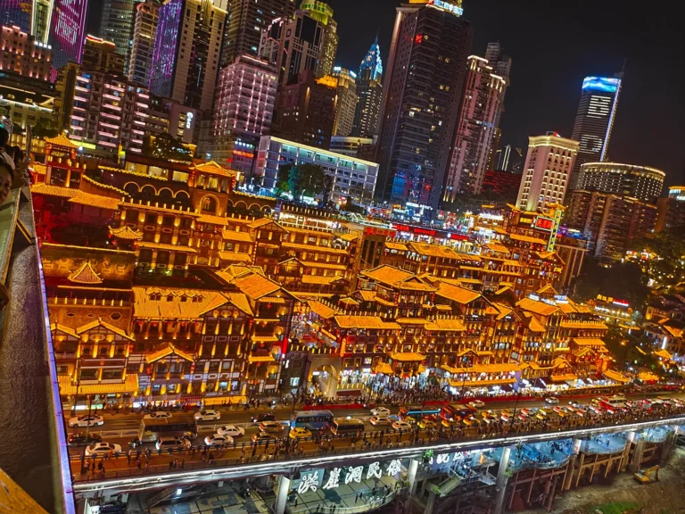 Chongqing Travel Guide & 5‑day Itinerary: Discover China’s Mountain Megacity