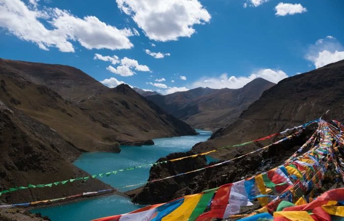 15 Days Lhasa, Everest, Mt Kailash Trek Tour