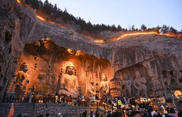 3 Days Shaolin Kung Fu Experience And Luoyang Grottoes