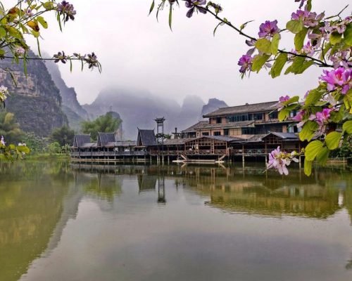 8 Days Guangxi Tour With Detian Waterfall