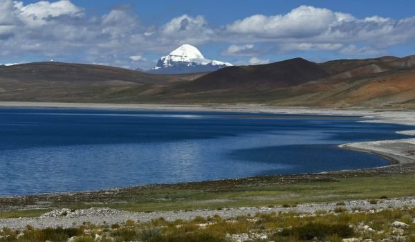 15 Days Lhasa, Everest, Mt Kailash Trek Tour